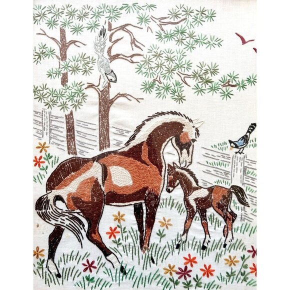 Horses On Farm Thread Yarn Art Framed 1960-70s Antique Original Artwork SS - Picture 3 of 8